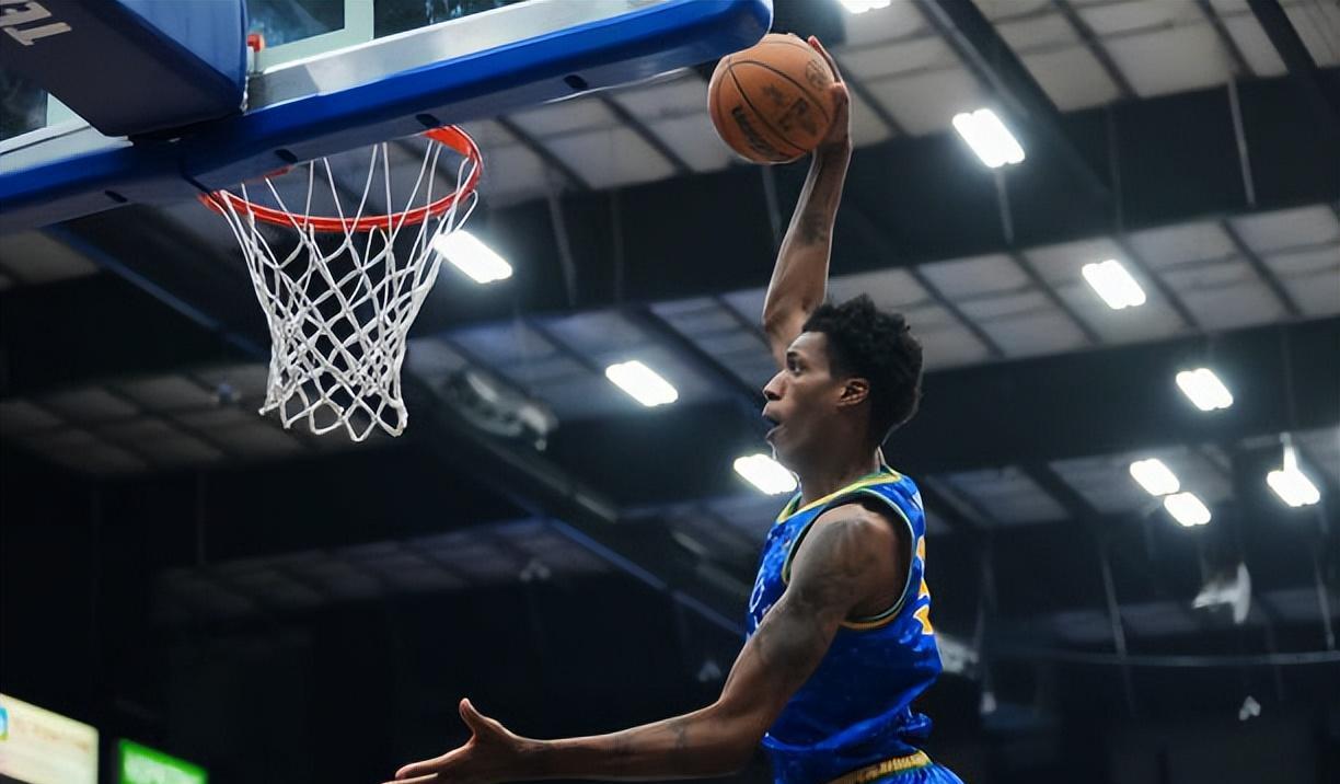 A常规赛开, 合同的名额, 联盟赛场上 A常规赛开, 合同的名额, 联盟赛场上