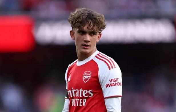 完成了英超 完成了英超