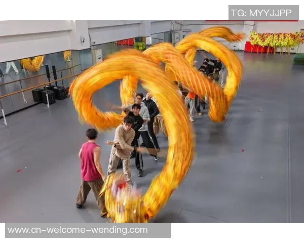 体育｜芳华在龙舞中开放